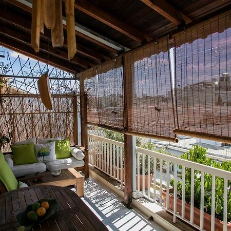 Romantic And Cosy Apartment أثينا المظهر الخارجي الصورة